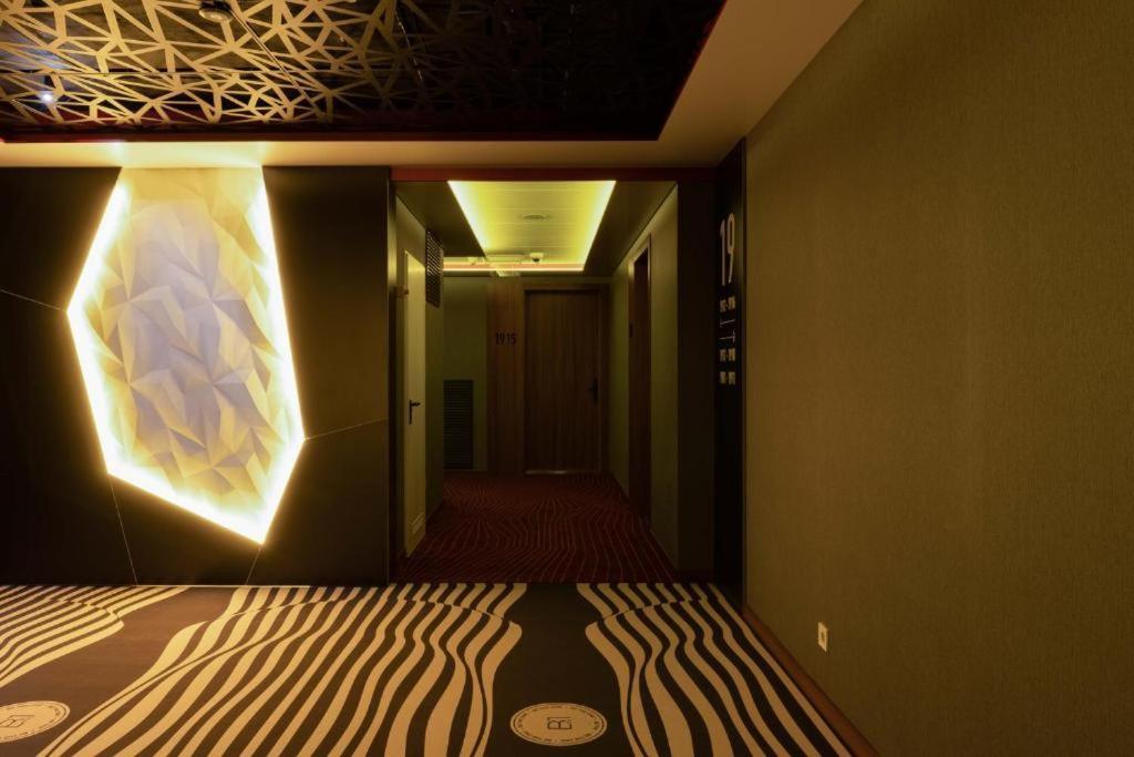 Cube House Apartment Kiev Exterior foto